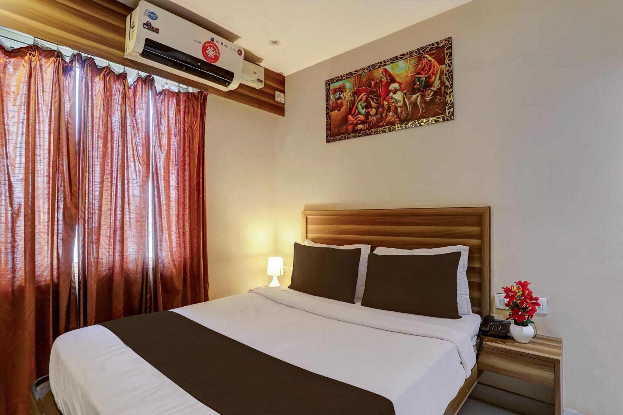 Super Hotel O Vaishnavi Inn Haiderabad Buitenkant foto