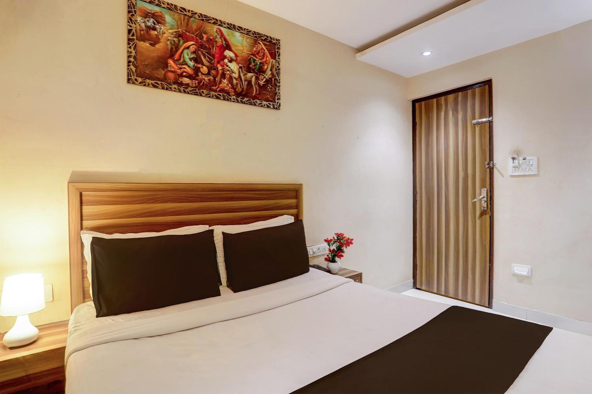 Super Hotel O Vaishnavi Inn Haiderabad Buitenkant foto