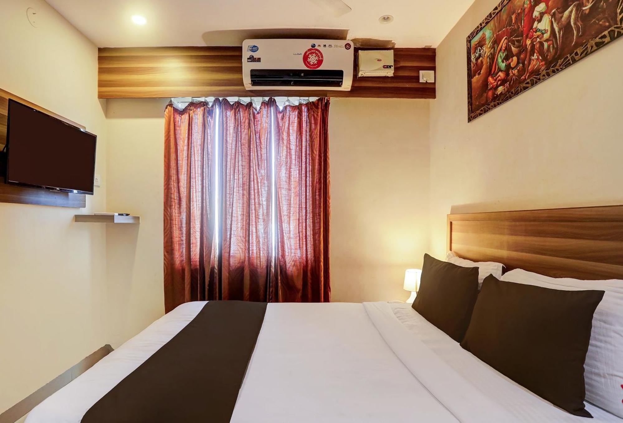 Super Hotel O Vaishnavi Inn Haiderabad Buitenkant foto